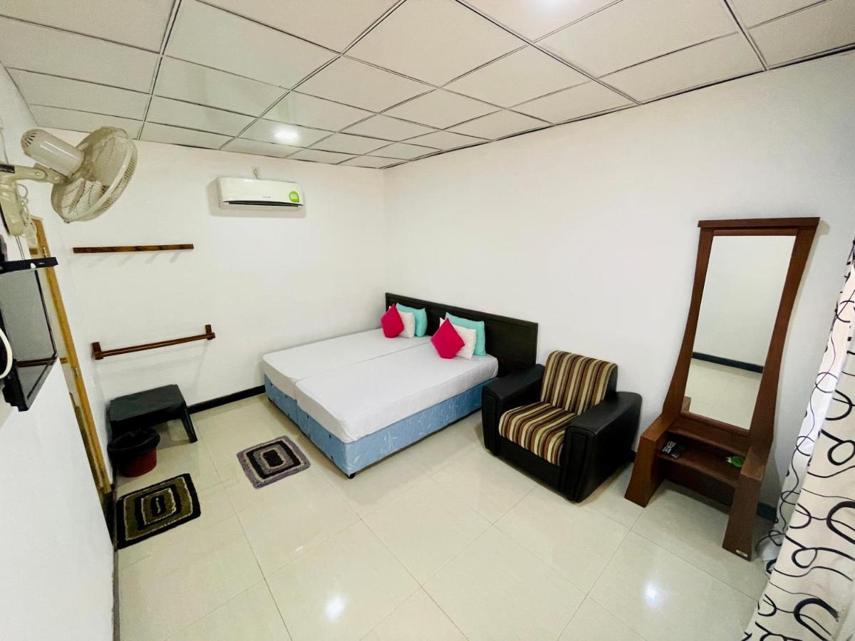Tishan Holiday Resort Полоннарува Экстерьер фото