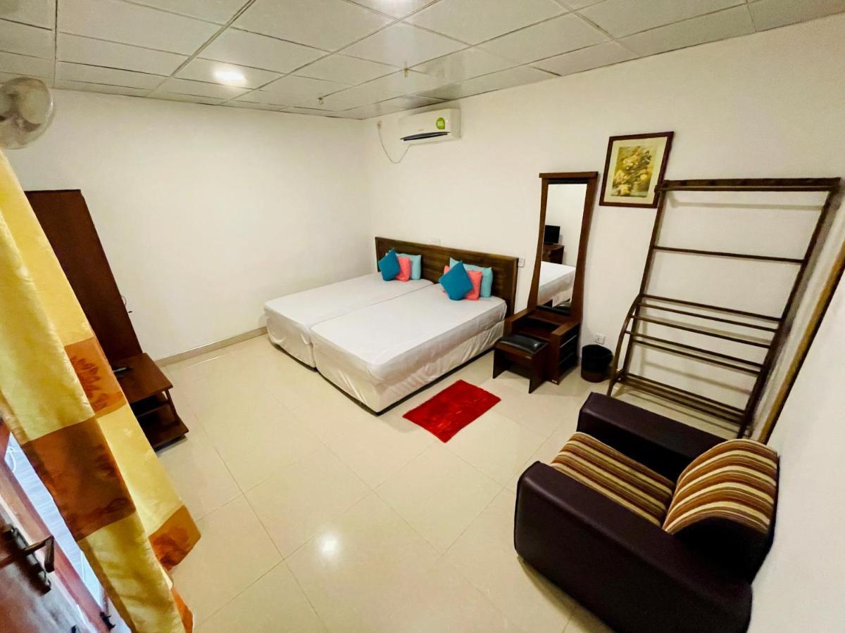 Tishan Holiday Resort Полоннарува Экстерьер фото